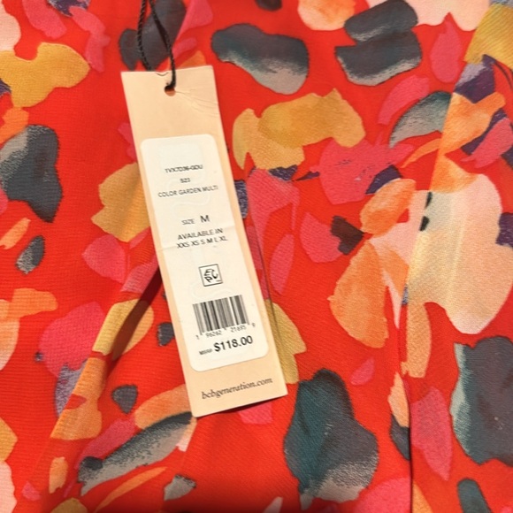 BCBG Generation dress size medium. Back cut out. Floral print - Picture 4 of 5